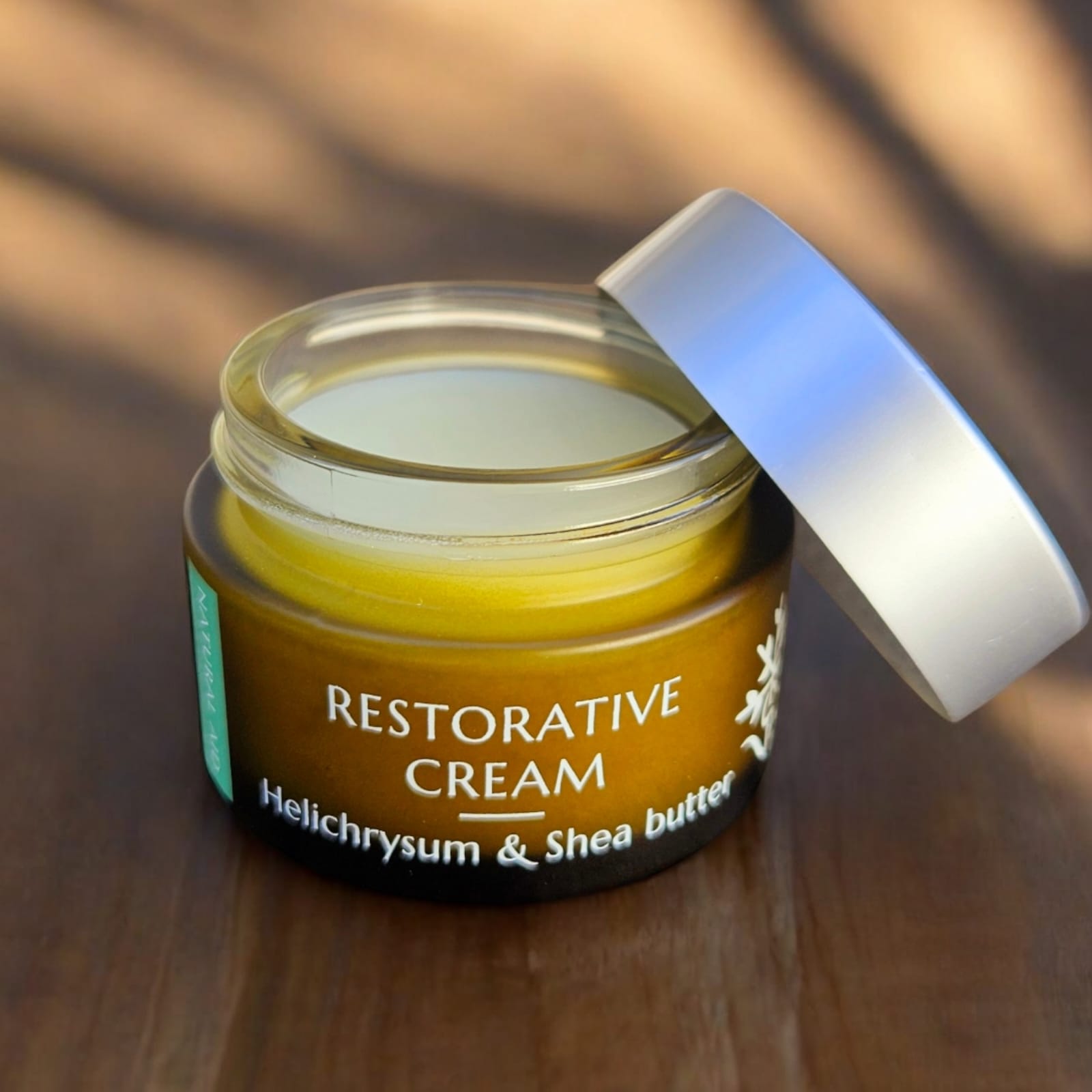 קרם פנים מזין פתוח