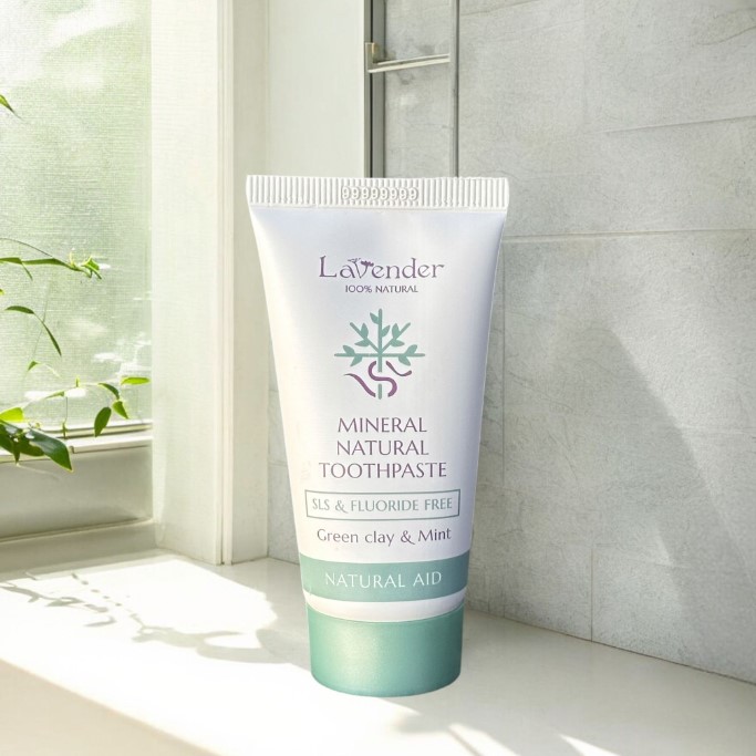 משחת שיניים אחורי Copy